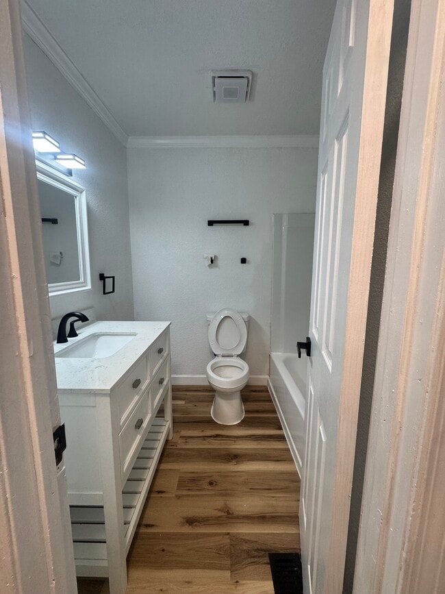 Photo - 5129 Arrow Ave