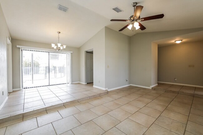 Photo - 3406 SW 6th Ave