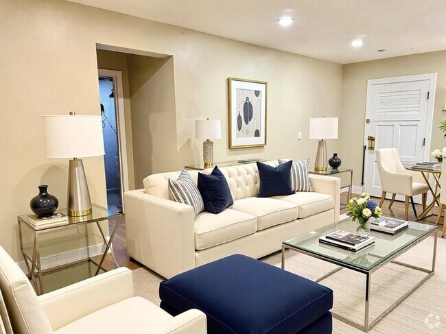 Building Photo - 4 bedroom in Brookline MA 02446 Unit 1 Rental