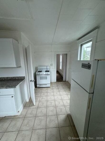 Photo - 229 Helen St Unit rear l2