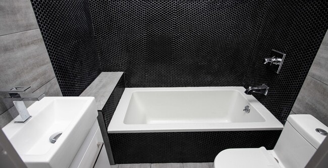 Photo - 640 Lafayette Ave Unit 2D