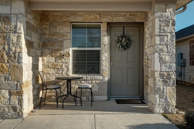 Photo - 153 Roanwood Dr