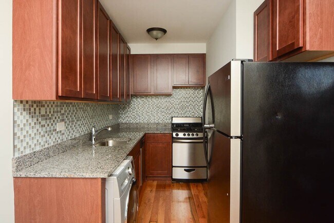 Photo - 553 W Arlington Pl Unidad 407