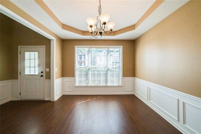 Photo - 3495 Ridgefair Dr