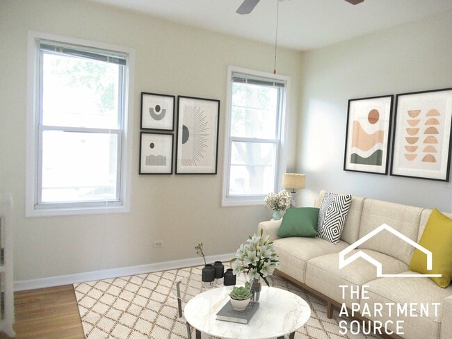 Photo - 2424 N Greenview Ave Unidad 1F