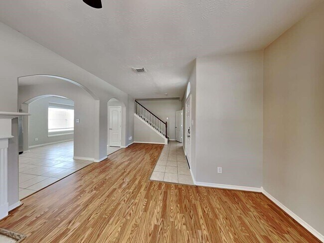 Photo - 28919 Hidden Lake Ct