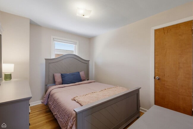 Photo - 1512 Mulford St