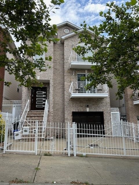 Building Photo - 23 Chester Ave Unit 2 Rental