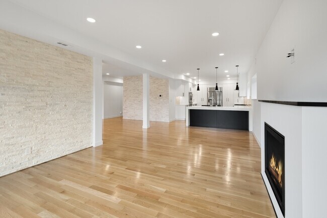 Photo - 6402 106th Ave NE