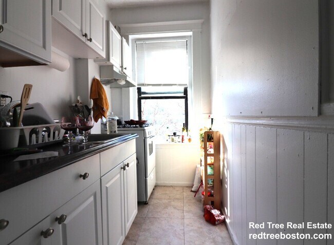 405 Huntington Ave Unit 22