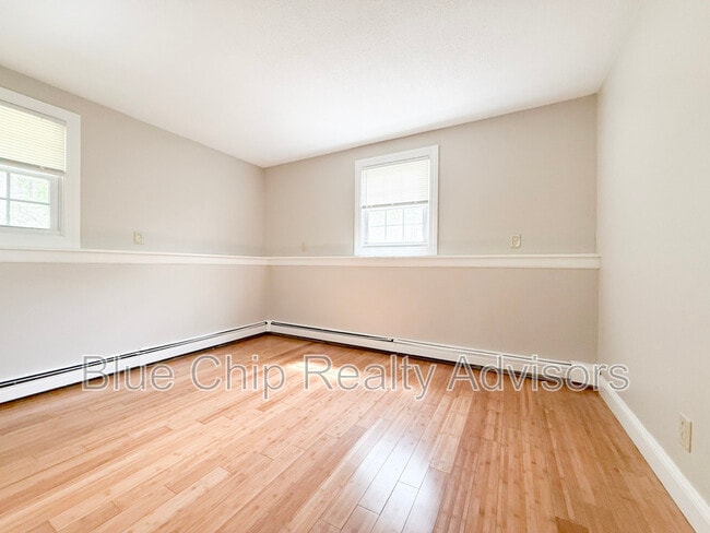 35 Stonehenge Rd Unit 6