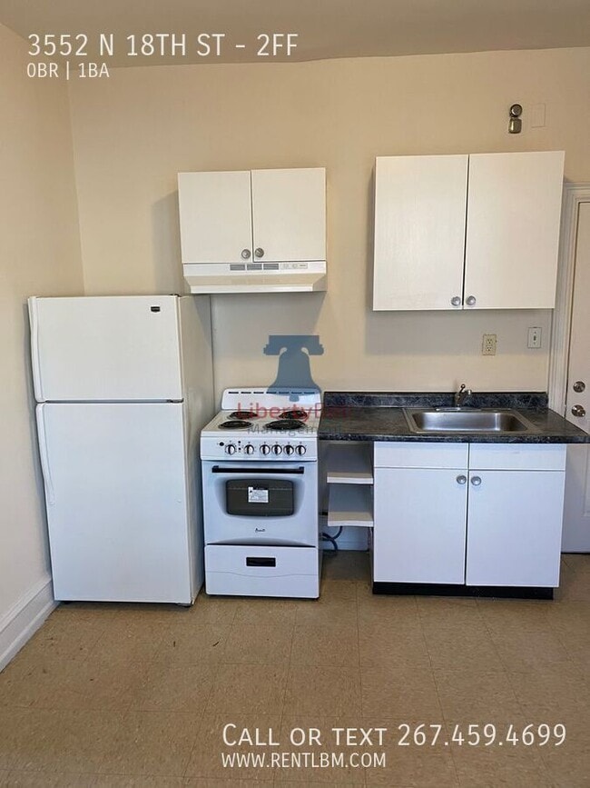 Building Photo - 3552 N 18th St Unit 2FF