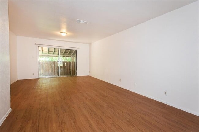 Photo - 9007 Little Walnut Pkwy