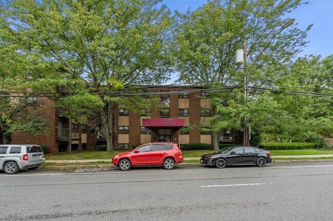 Photo - 4925 Washington St Unit 306