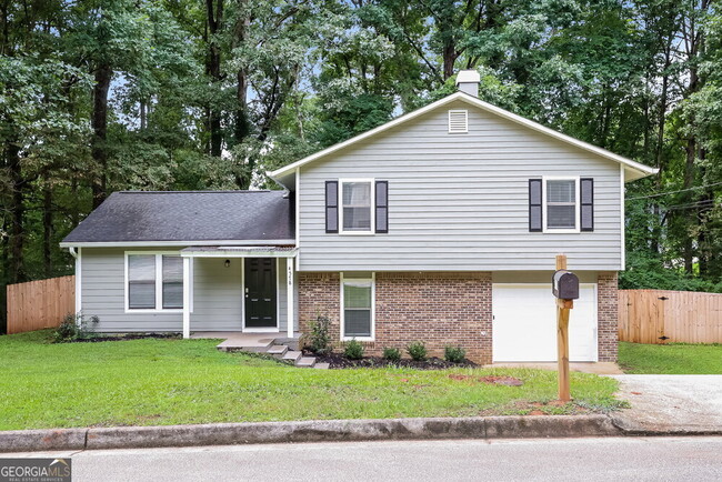 Building Photo - 4578 Old Lake Dr Rental