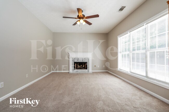 Photo - 745 Somerset Vale Dr