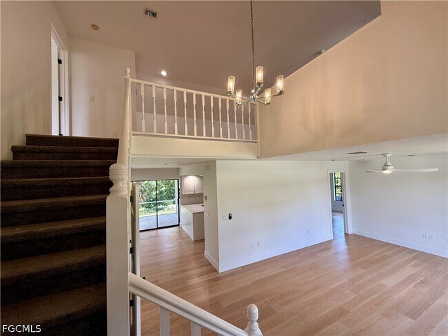 Photo - 18422 Huckleberry Rd