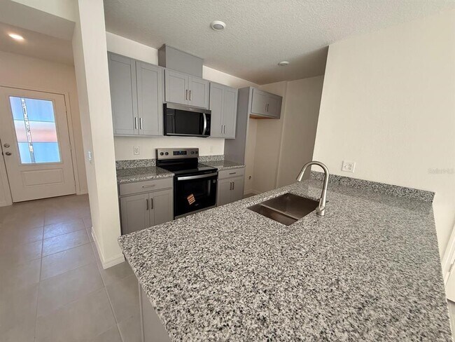 Photo - 16607 Luminary Lp