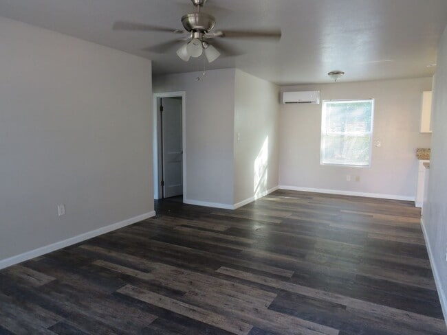 Photo - 1814 NW Pollard Ave