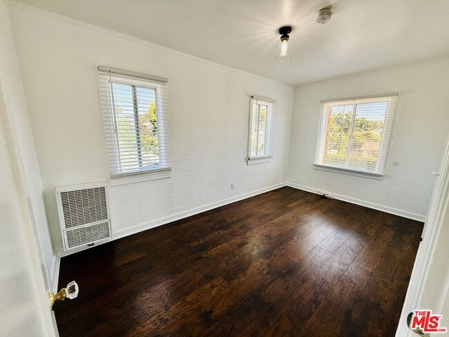 Photo - 1801 W 39th St Unit 3883