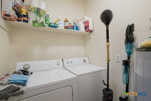 Photo - 1005 N LBJ Dr Unit B1