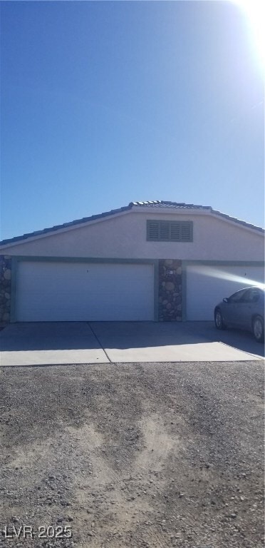 Building Photo - 421 S E Comstock Cir Rental