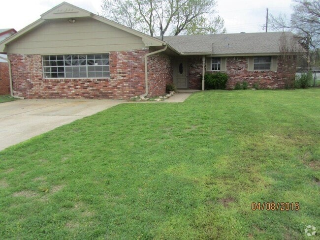 Building Photo - Beautiful 4 bed Home in MWC!