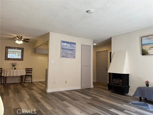 Building Photo - 2706 Voorhees Ave Rental