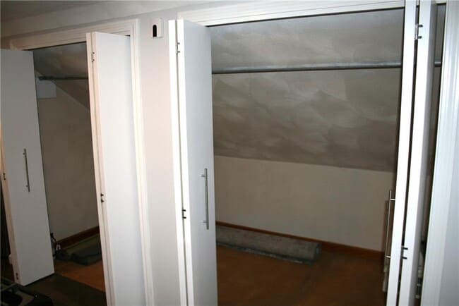 Photo - 840 Sanderson Rd