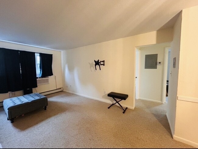 1 Colonial Dr Unit 1A