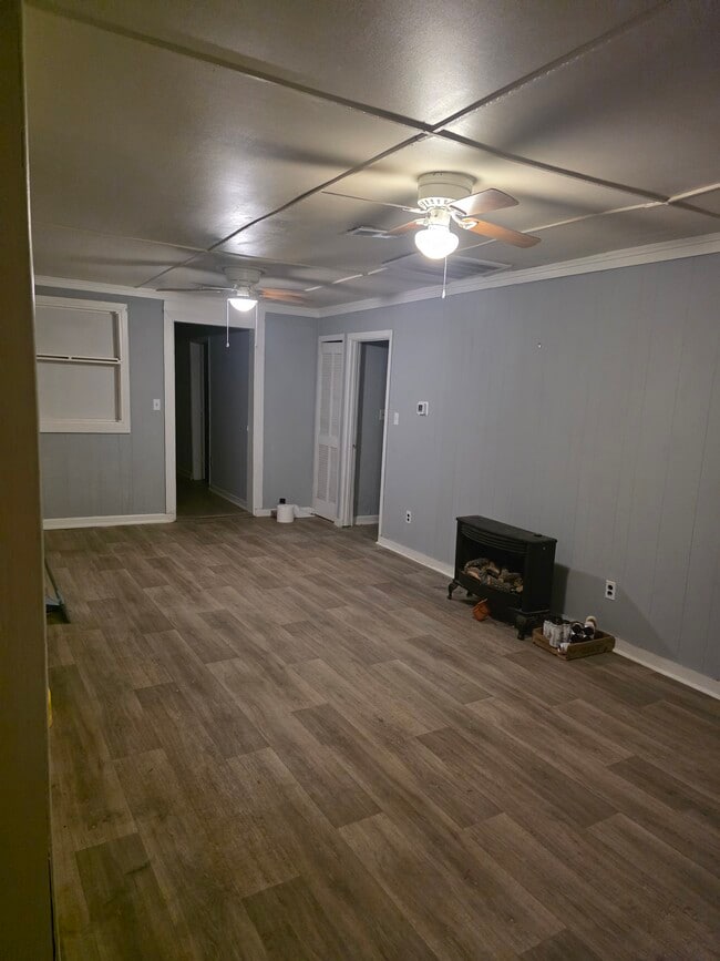 Photo - 328 4th Ave