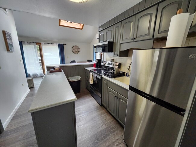 Photo - 44 Parker Island Rd