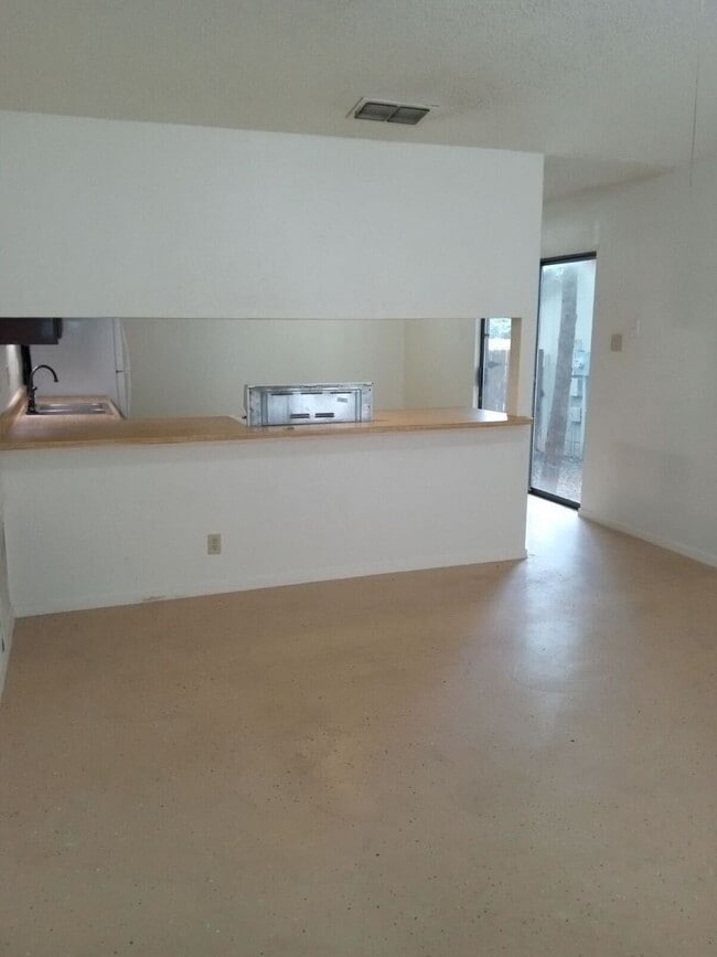 Photo - 9655 Bratton Dr