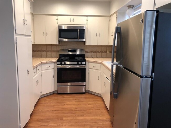 Photo - 1020 Ellingson Ln