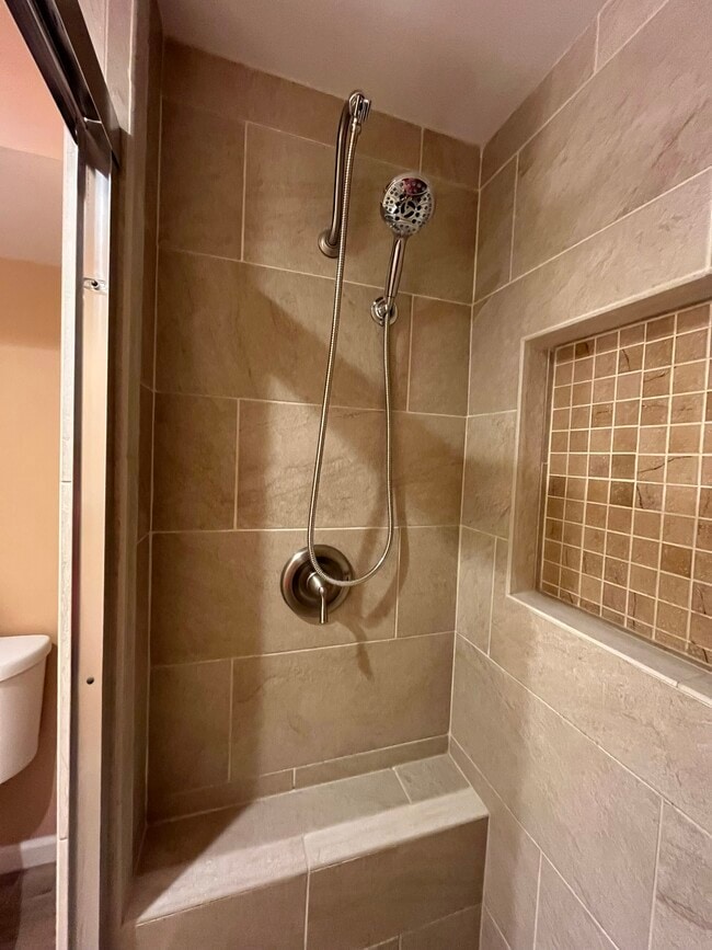 Photo - 1454 Heather Ridge Ct Unit B