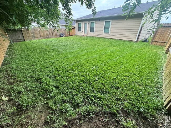 Photo - 14214 Green Wing Cir
