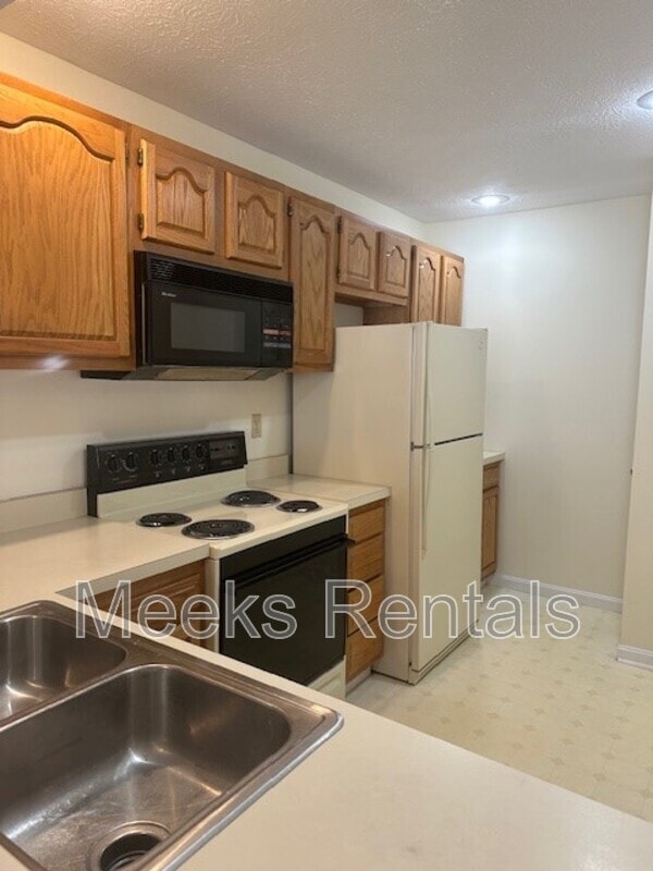 Photo - 412 Fletcher Rd Unit 5