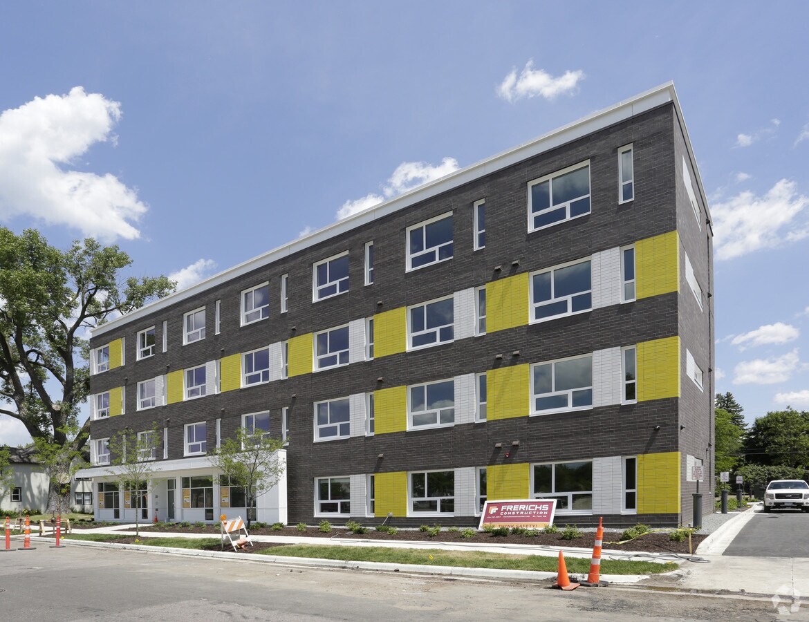 Marshall Flats - Marshall Flats Apartments