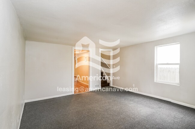 Photo - 1821 Marquette St