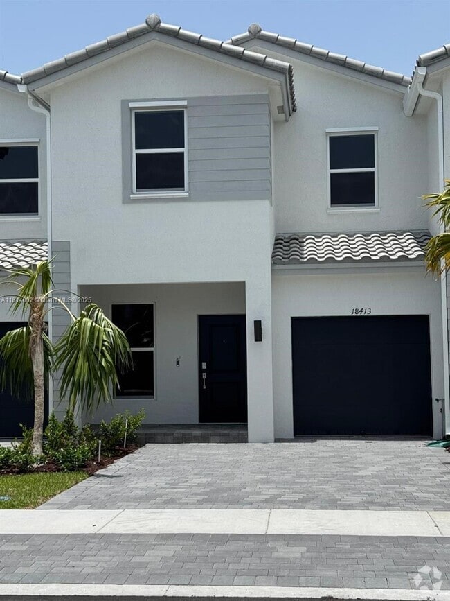 Building Photo - 18413 SW 1st St Rental