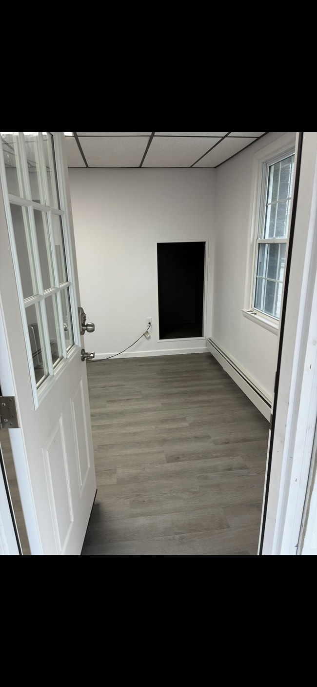 Building Photo - 3 Ross St Unit 5B