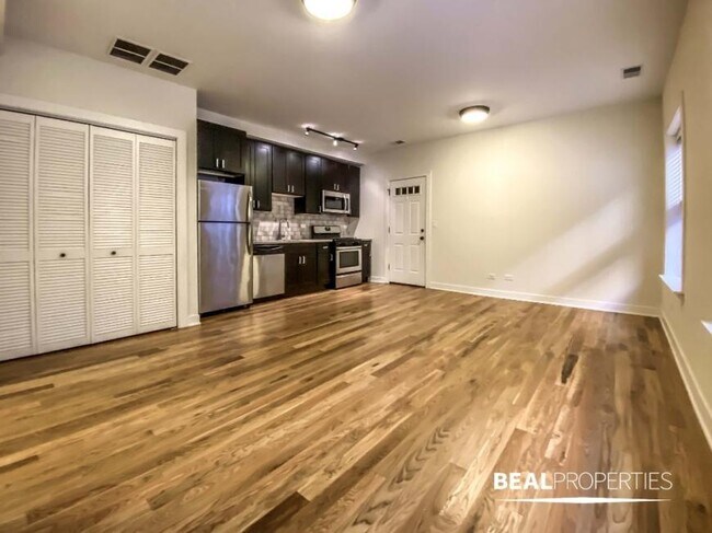 Building Photo - 0 bedroom in CHICAGO IL 60625 Unit 1SW Rental