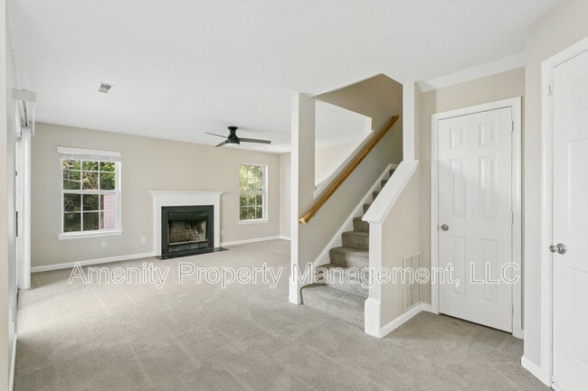Photo - 321 Warwick Landing Pkwy