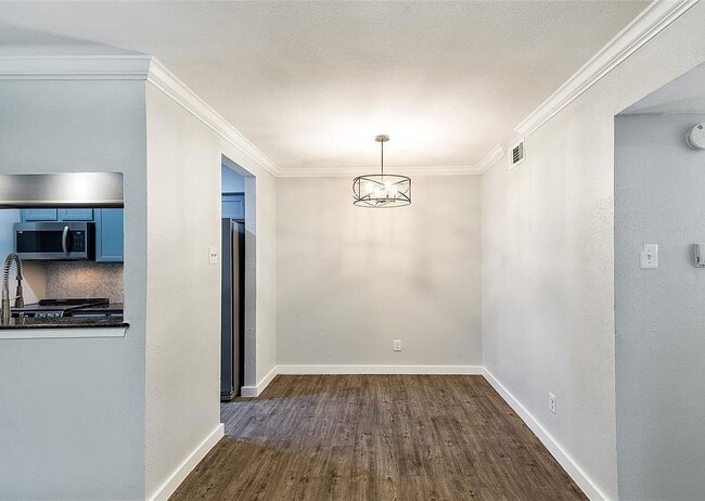Photo - 5300 Keller Springs Rd Unidad 55409 Rental
