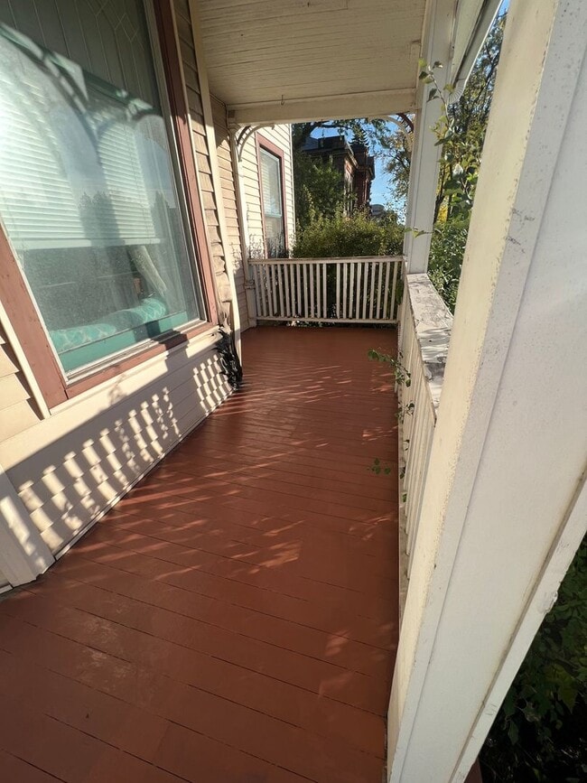 Photo - AVAILABLE JUNE - Upper 2 Bed 1 Bath Apt w/ Private Laundry Unit 1128 Hammond Ave - 2