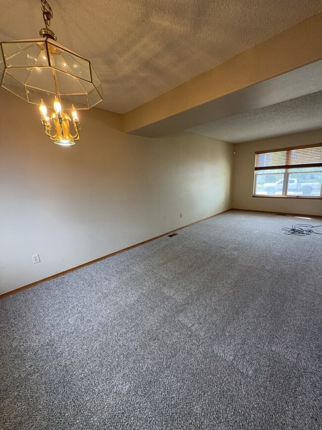 2123 Fairweather Way