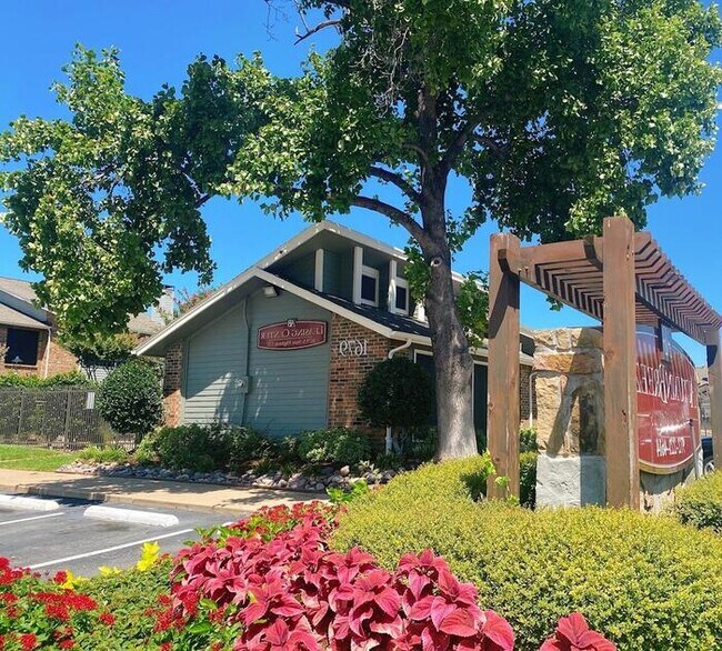 Photo - 1679 S State Hwy 121 Unidad c2