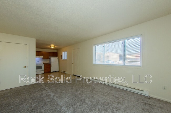 Photo - 1825 Edgewater Ave