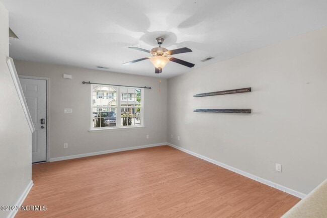 Photo - 2 Bed 2.5 Bath Townhome