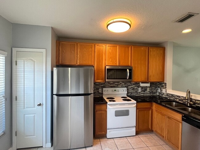 Photo - 1306 Hampton Park Ln